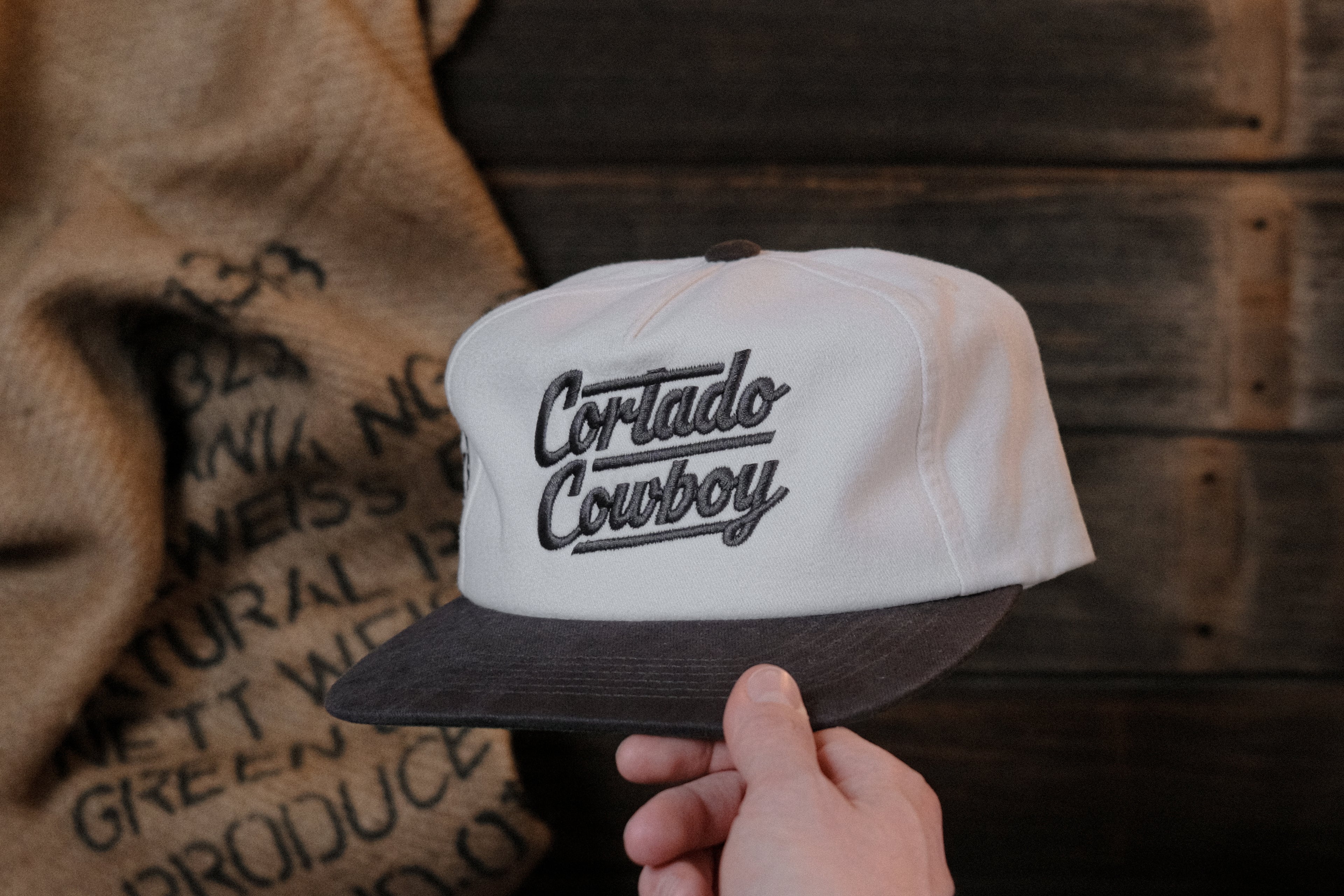 Cortado Cowboy Script Snapback — Cream/Black